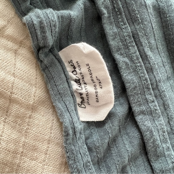 Brave Little Ones Seaside Ribbed Swaddle Set - Picture 4 of 6